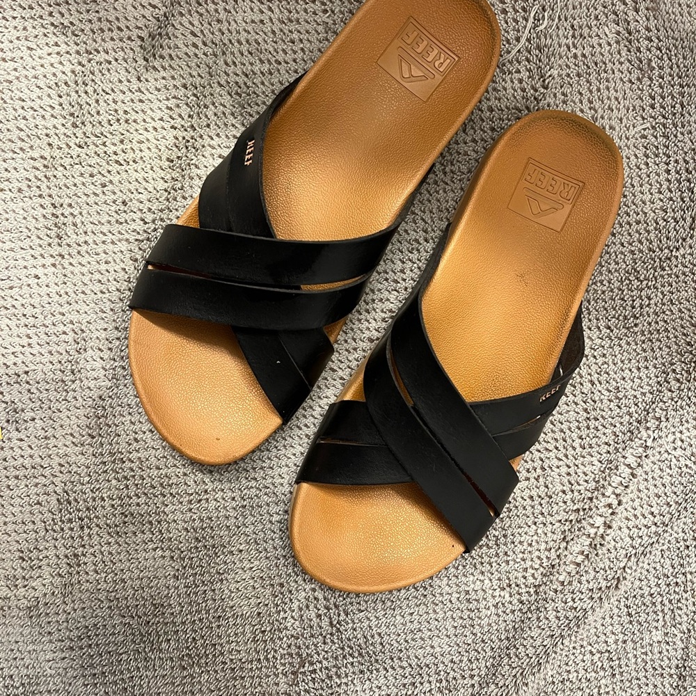 Reef Black and Tan Slide Sandals